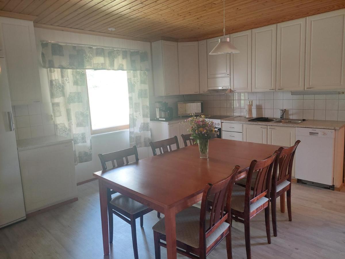 Villa Aleksi With Sauna Рованиеми Екстериор снимка